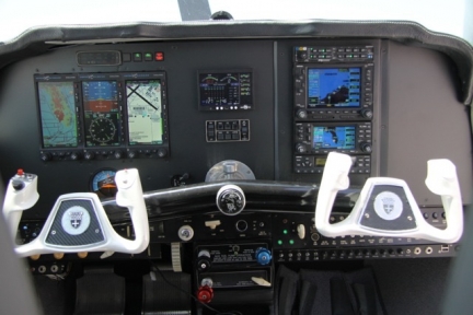 scott.smith@aspenavionics.com