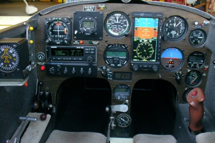 Rutan Long-EZ 1989