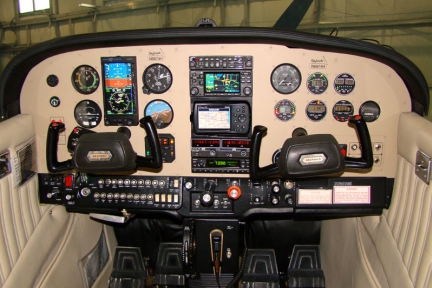 Cessna 172M Skyhawk 1975