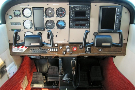 1982 Cessna 172P